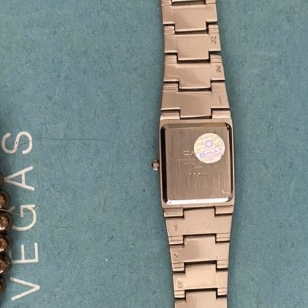 OMAX watch waterproof with stainless band - Picture 4 of 4